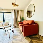 Вилла Camelia Rose Vue Et Jacuzzi